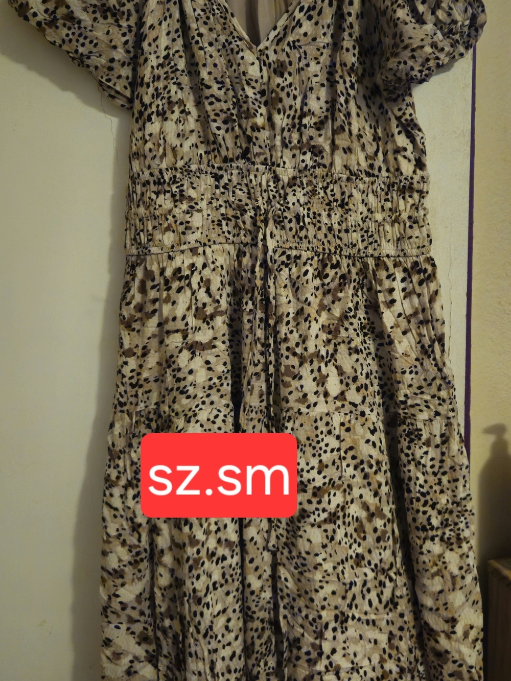 Women's Beige and Black Printed Midi Dress - sz.sm